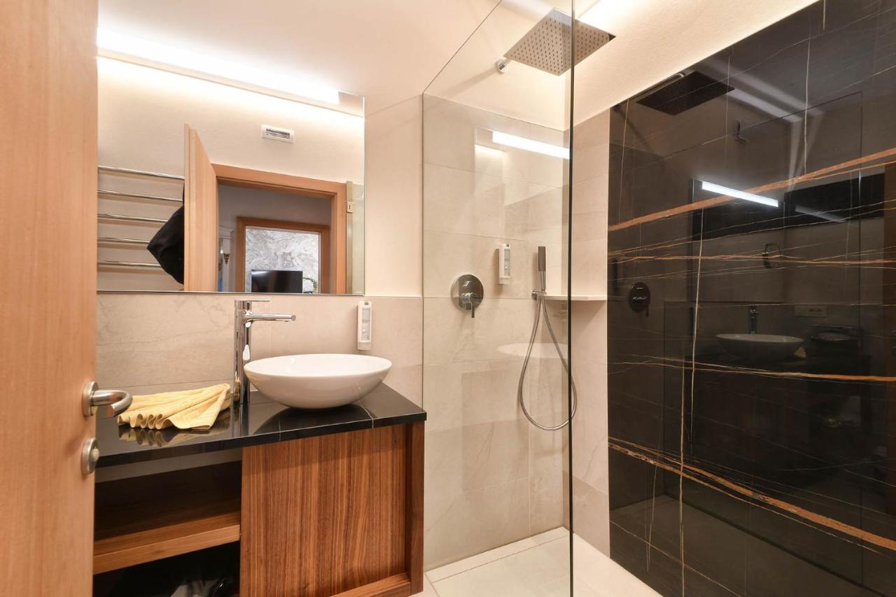 Comfort One-Bedroom Apartment south-west panorama