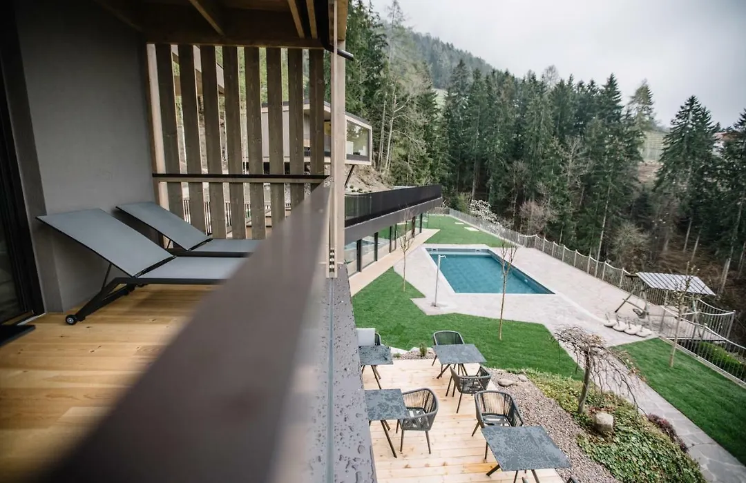 Panoramic Suites Winzerhöhe-1