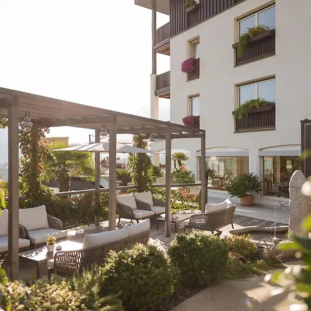 Hotel Tyrol-2